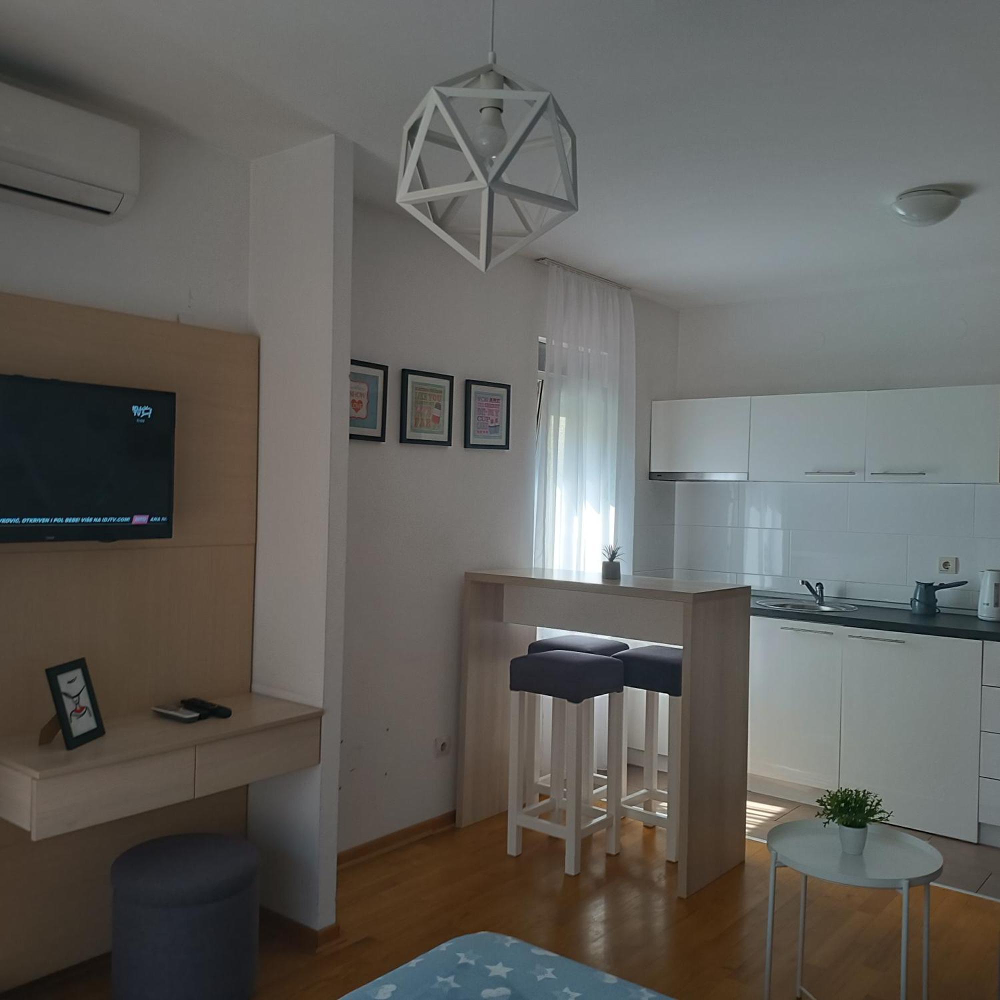 Apartments Karamarkovic Vrnjačka Banja Kamer foto
